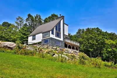Image de The Matterhorn House: Killington Chalet w/ Hot Tub, Views, Game Room - Ideal Spring to Fall