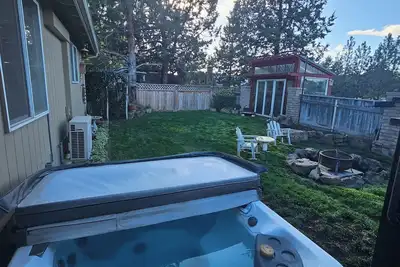 Image de hot tub, dog friendly, 3-bedroom home with all the essentials for the family.