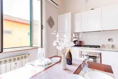 Image de Elegantis. it Labicana Apartment - Few steps from the Colosseum