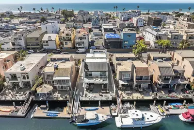 Image de Lux Waterfront Huntington Harbor 3min Walk 2 Beach