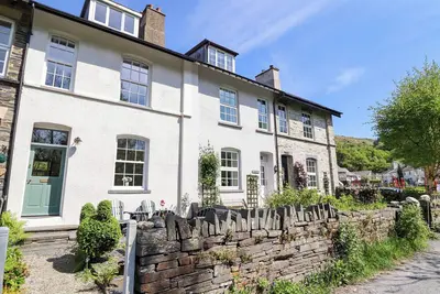 Image de Glan Yr Afon, pet friendly, with open fire in Tywyn