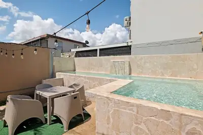 Image de Family Home| Pool|Near to The Airport +Solar Panel