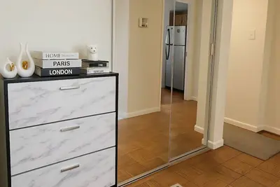 Image de 2-bedroom condo in charming Gaithersburg with Ac, WiFi. Relax and unwind