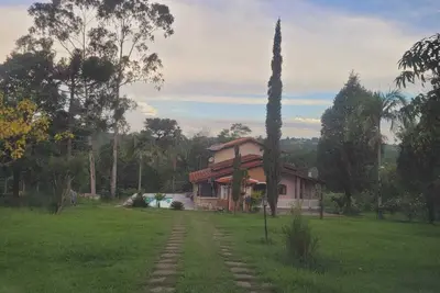 Image de Family Holidays or Leisure with Friends? This Country House in Araçoiaba Has It All!