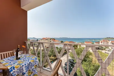 Image de Bel appartement 1 chambre à Pakostane