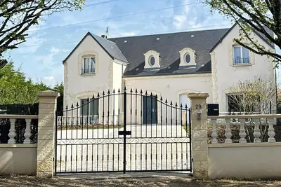 Image de Maison confortable à Blois avec WiFi