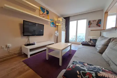 Image de 5 minutes from the town hall ~ Two-room apartment with balcony @Josefstadt ~ Wifi