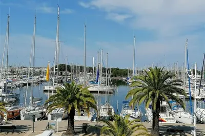 Image de Studio+Cabine avec Parking, Vue Port