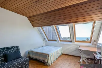 Image de Studio cosy avec vue mer, proche plage