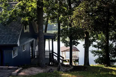 Image de Blue Lake Haven - Boone Lakefront Cottage w/ Dock!