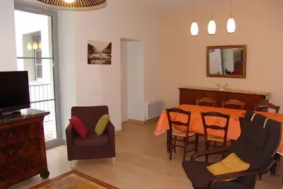 Image de Maison Domer 4 - Appartement centre ville, vue montagne.