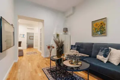 Image de Classic Bright Apartment in the Old Town