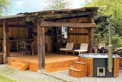 Image de Wonderful 2-bedroom house with jacuzzi in the Pyrenees mountains