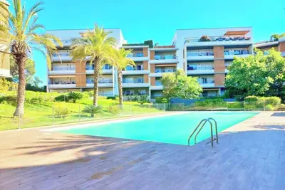 Image de Appartement Toit terrasse, piscine/parking