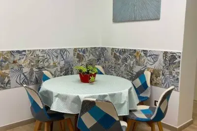 Image de Greta family house: Victory