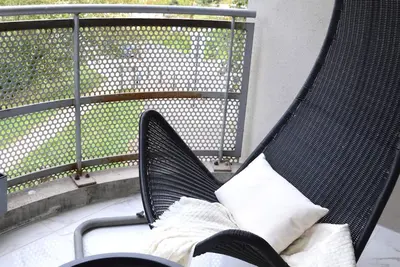 Image de Riverside apt | 2 bdr |Disney + Paris | Parking | Balcony