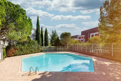 Image de L'Île Bleue *Parc Euromédecine* Parking Gratuit - Piscine Gratuite