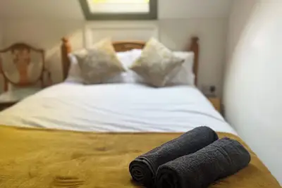 Image de Peaceful West Sussex Stay - Private Woodland Views