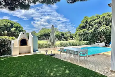 Image de villa du Golf Iii-jardin et piscine privee-climatisation-5 minutes des plages