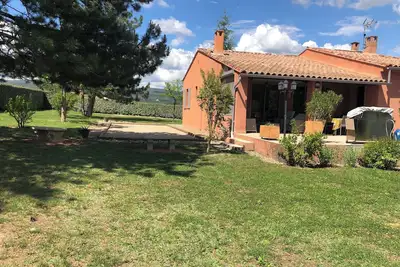 Image de Maison A Trois Km De Roussillon Dans Un Hameau
