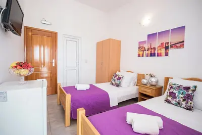 Image de Standard Double or Twin room, Centre of Bar