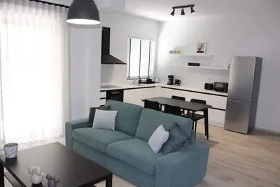 Image de Brand new in-town apartment