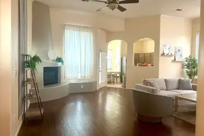 Image de Dayflower: A Tranquil Retreat Blending Comfort, Elegance, and Natural Beauty