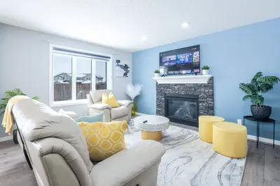 Image de 3br Modern Home: Office|Ac|Garage|Large Back Yard