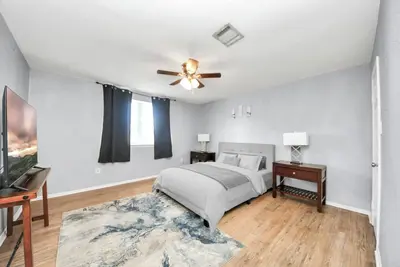 Image de Echelon 3-bedroom Cozy Centerstay with Ac, WiFi in Houston - Grand Comfort Spot