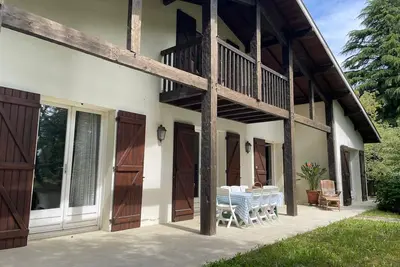 Image de Charmante maison familiale avec piscine et jardin arboré dans les Landes