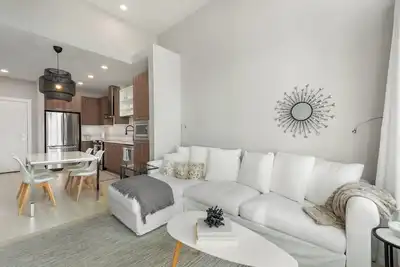 Image de Water View Penthouse Tsawwassen Mills/2bd/bth!