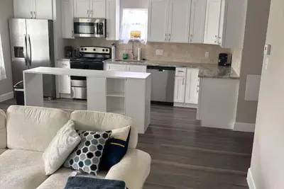 Image de 3-Bedroom Home Away From Home