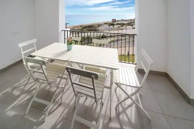 Image de Magnifique appartement de 3 chambres à.