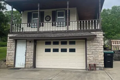 Image de Charming 3 bedroom 1 bath house located 15 min away from Oakmont Country Club.