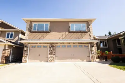 Image de Opulent Oasis luxurious getaway near the coulees