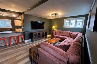 Image de Spacious 5br Retreat - Ride The Wilds Direct from our Driveway!