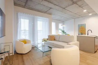 Image de Chic 2br Hideaway in Old Port |+Free Parking