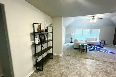 Image de Spacious 5-bedroom building in charming Rosenberg with WiFi, Ac, fitness room