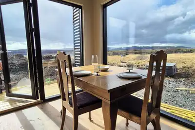 Image de Cosy Northern Ligths Cabin with hot tub and magical views on the Golden Circle