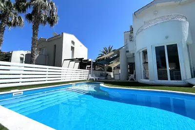 Image de 44 Pro -Stay Alkyoni Villa