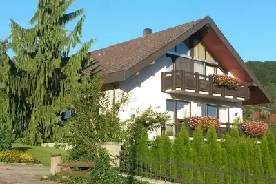 Image de Appartement \"Gänsbach\" avec jardin partagé, balcon et Wi-Fi