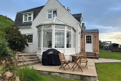 Image de 2 Guests - Free Parking - Bbq & Patio - Sea Views
