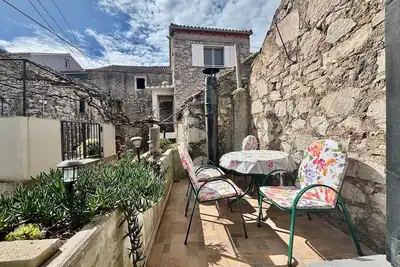 Image de Appartement de deux chambres avec la terrasse Tkon, Pasman (A-24211-a)