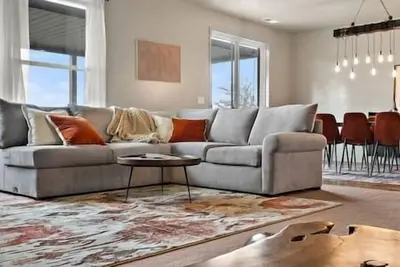 Image de Private 7-Acre Wine Trail Estate near Lake Lowell