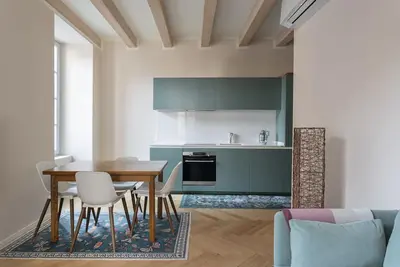 Image de Elegant Family Apartment in Como centre