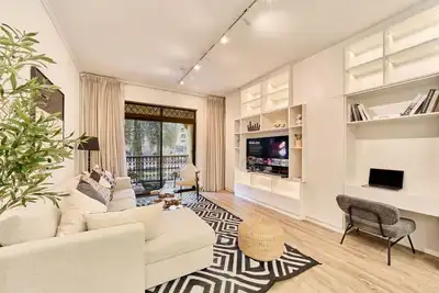 Image de Luxury 1br in Zaafran | Stunning Burj Khalifa View