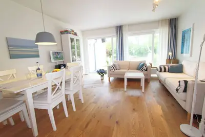 Image de Modern furnished vacation accommodation on the ground floor and basement in Wenningstedt
