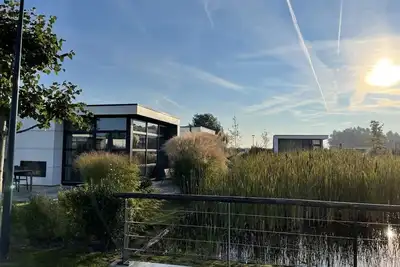 Image de Exclusive chalet Wasserwelt with its own jetty - New: now with fence & Airco