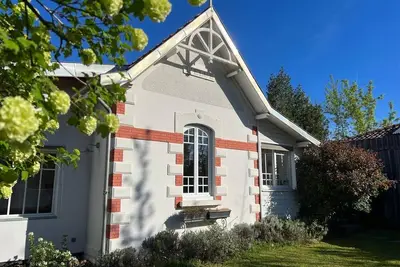 Image de 5 bedroom villa in arã¨s