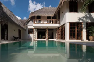 Image de 4 Bedroom Villa with Boho-Chic Style in Pererenan